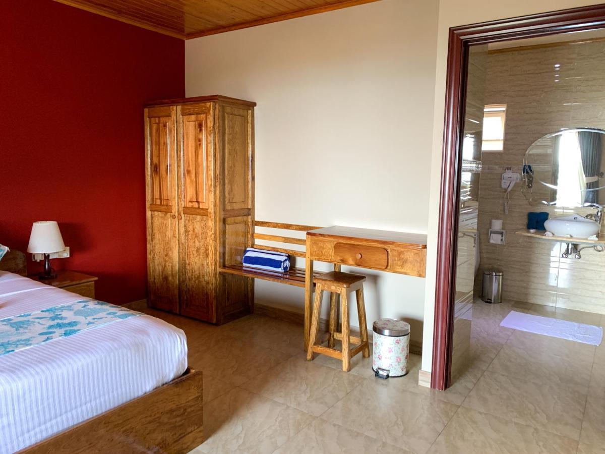 Exotic Guest House Anse Volbert Village Exterior foto