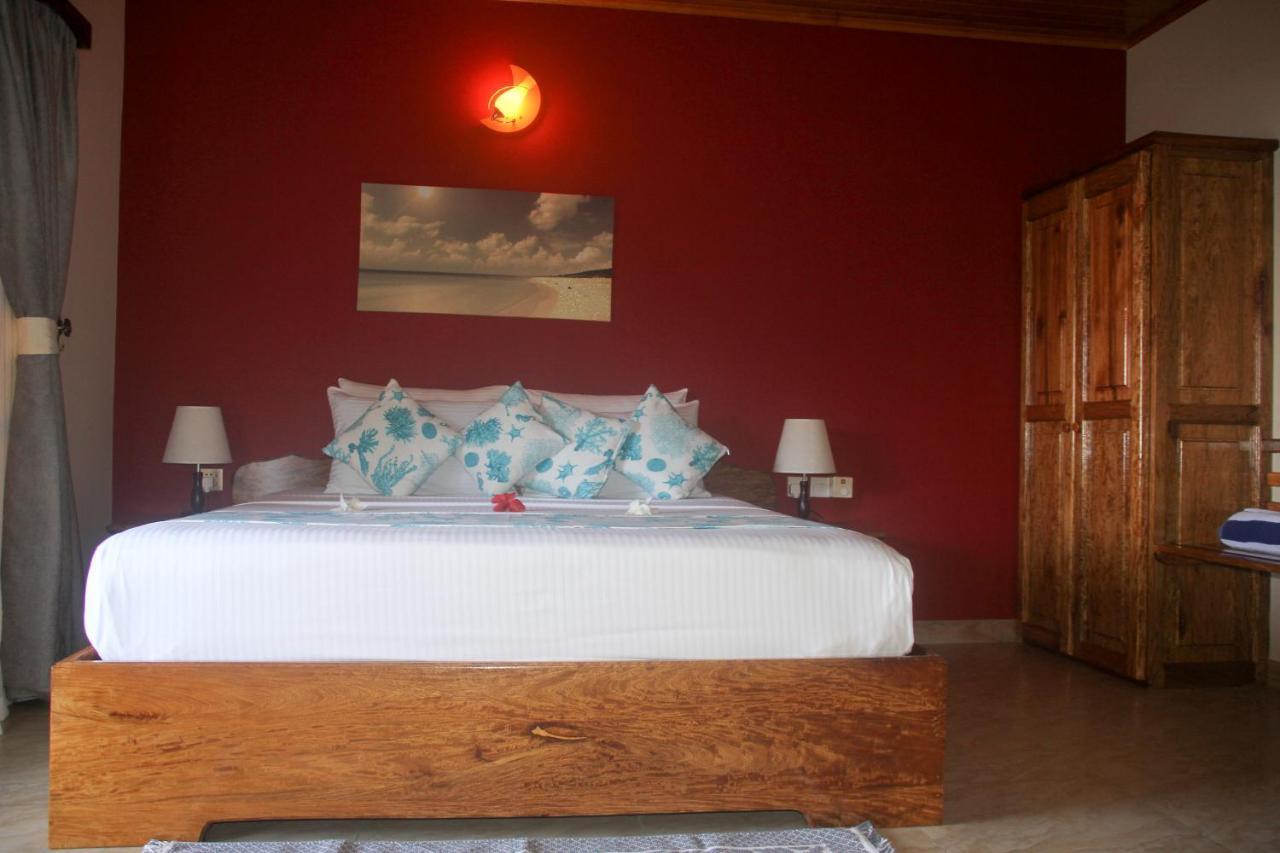 Exotic Guest House Anse Volbert Village Exterior foto